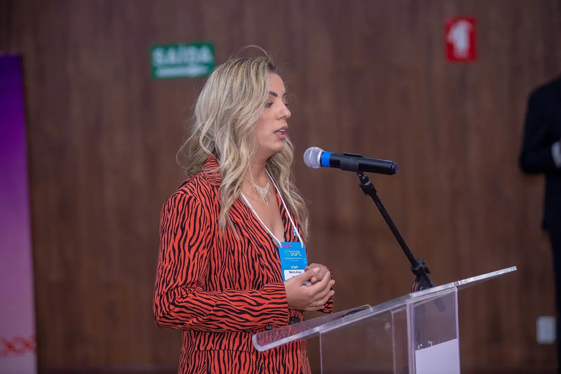 Palestra no palco do 15º SGPL (2022).