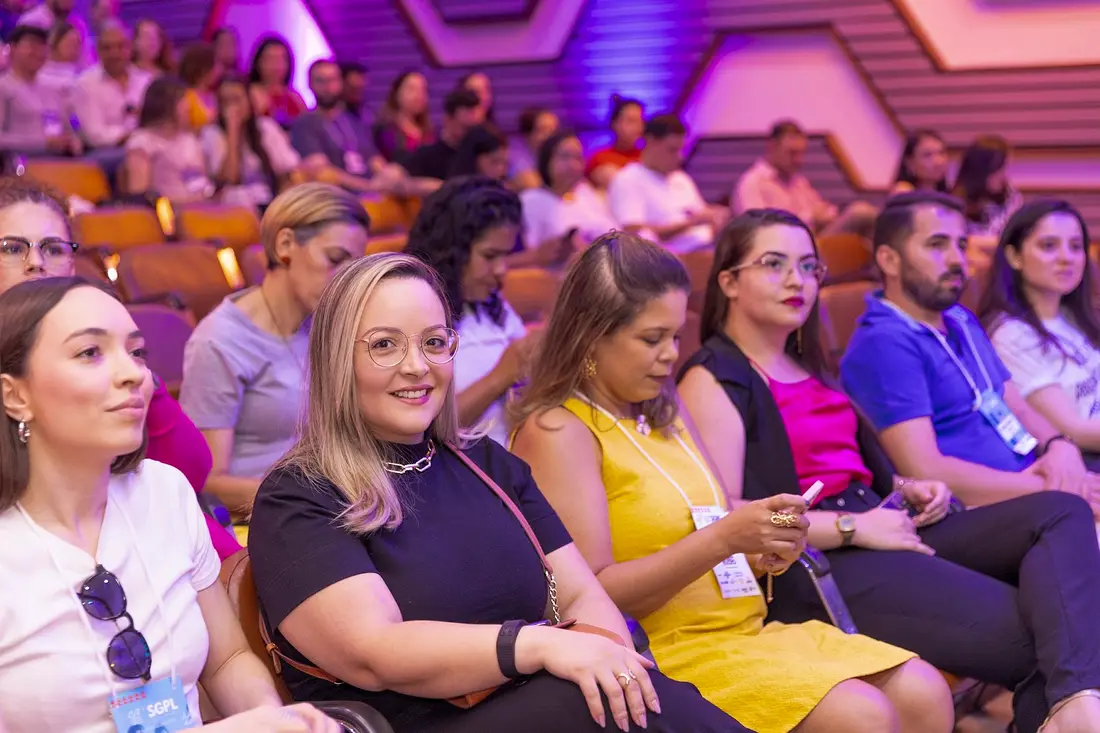 Público engajado durante o 16º SGPL (2023).